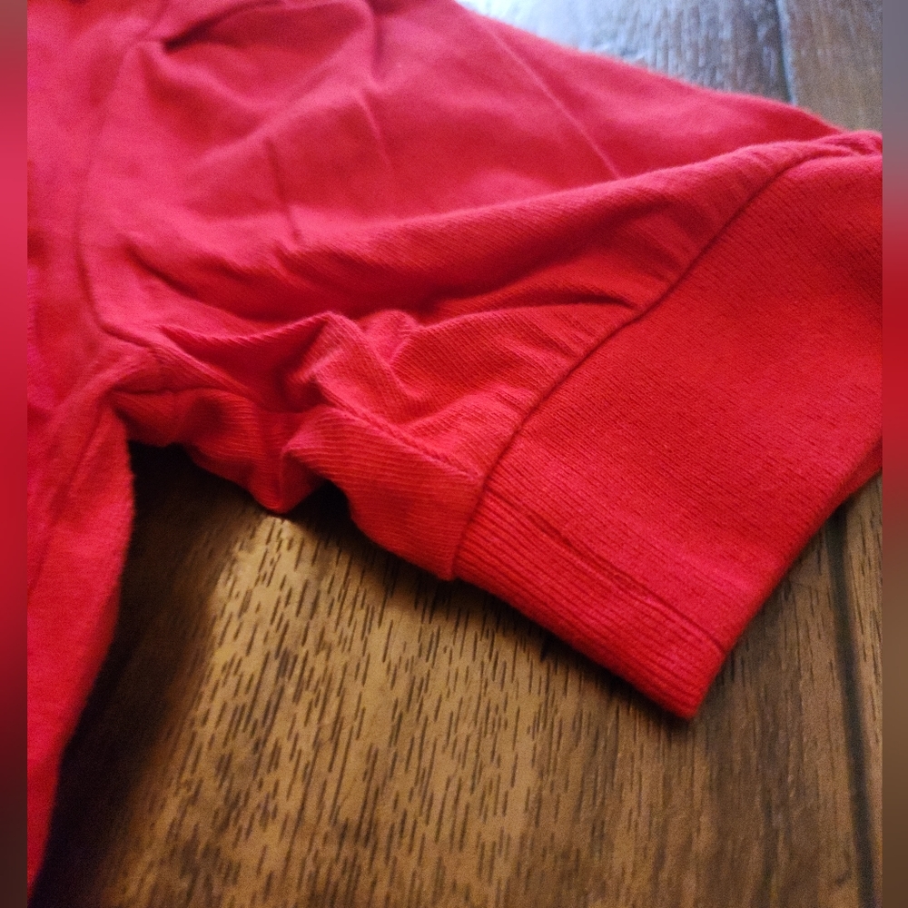 Forever 21 Red top ❤️ - Picture 2 of 4